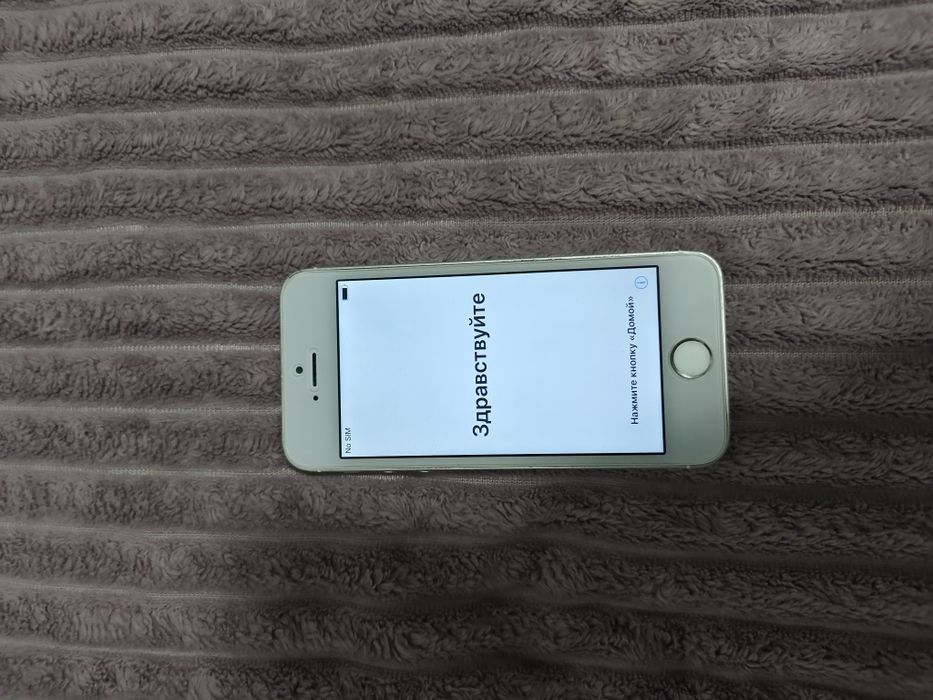 Продам iPhone 5s