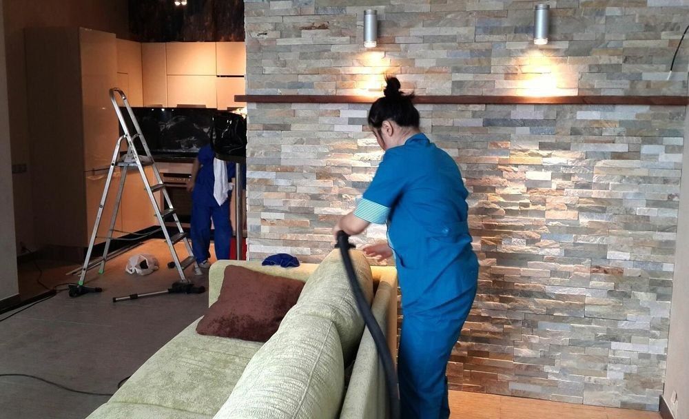 Идеальная уборка и клининг услуги качественно и аккуратно.