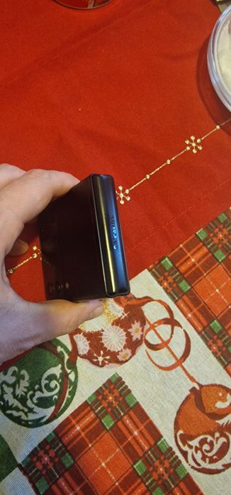 Продавам телефон Samsung Z Flip 3