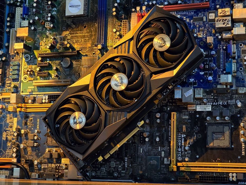Видеокарта MSI RTX 3070 GAMING TRIO