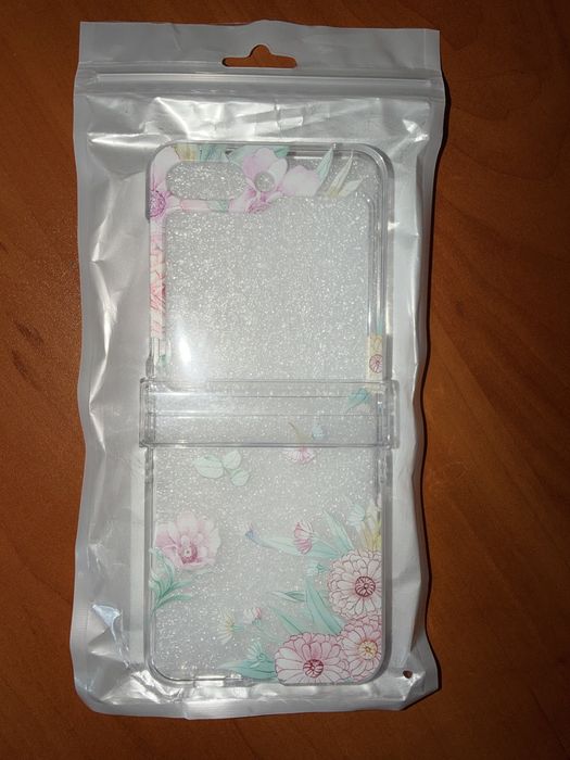 Samsung Z Flip 5 - Стъкло за малък екран и кейс
