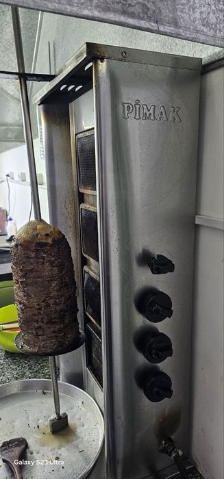 Doner Gosht Apparati sotiladi 4 talik propanda ishlaydi