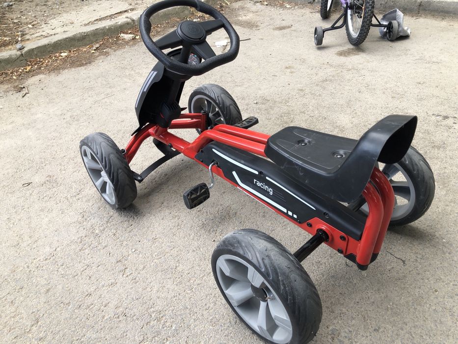 детска количка бъги