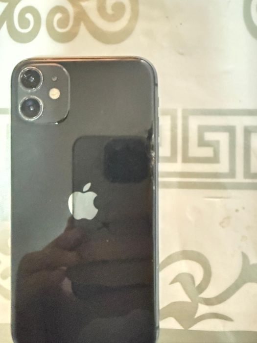 Iphone 12 pro ,iphone 11