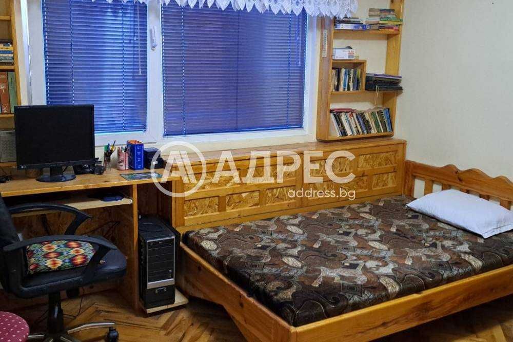 Продава се Двустаен апартамент в Разград, Орел - 60 кв.м за 1003 €/кв.м - Снимка #2