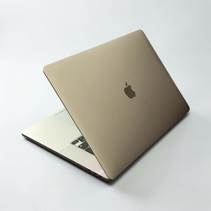 16'Като Нов Macbook Pro 16 2019/i7-9750H/16GB DDR4/512GB SSD/5500M