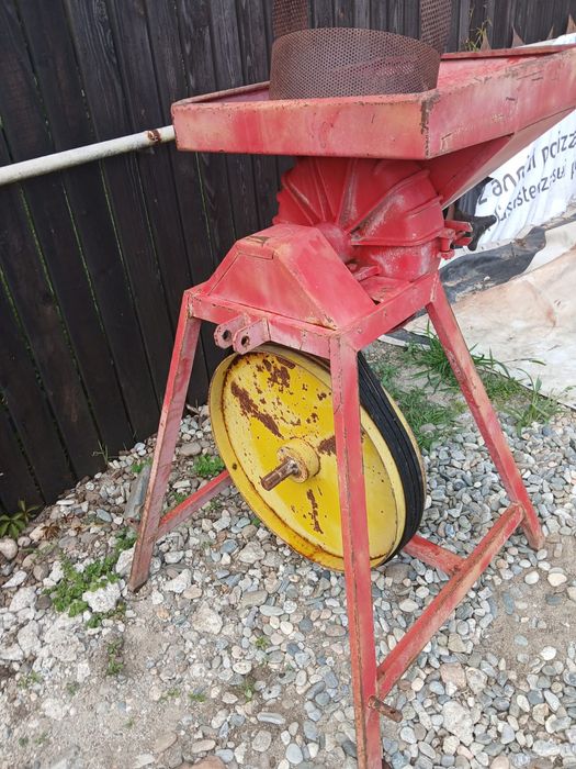 Moara cereale la cardan tractor