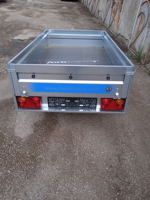 Ново  ремарке  с регистрация