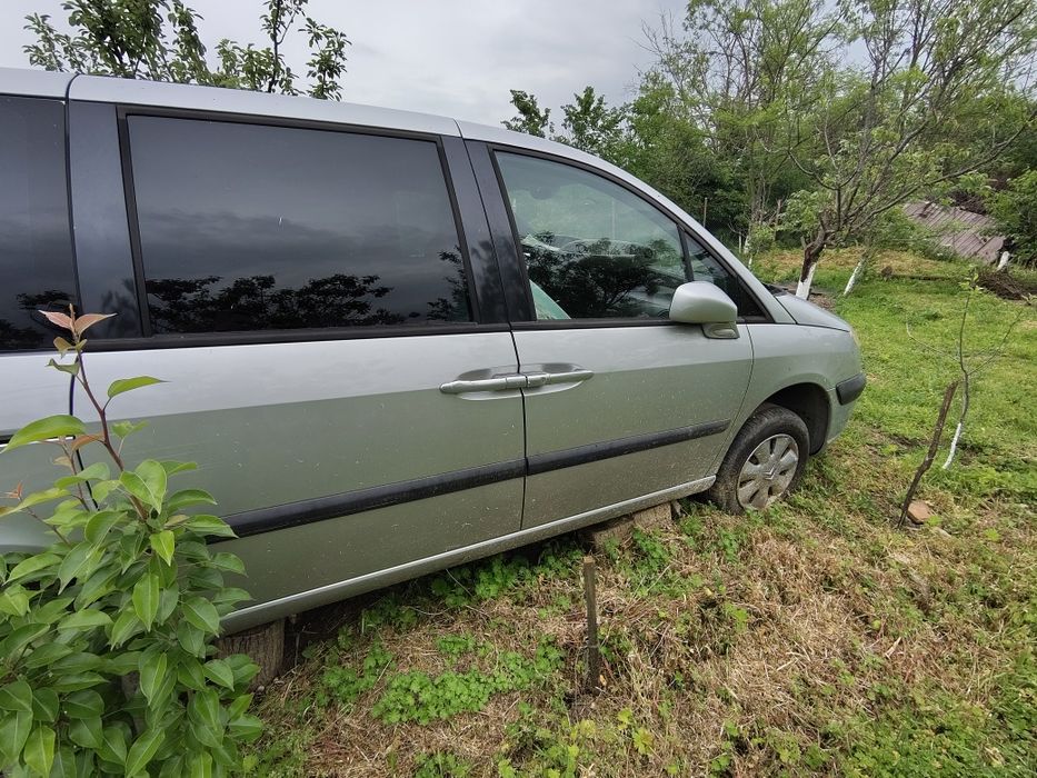 Vand citroen C8 pentru dezmembrat