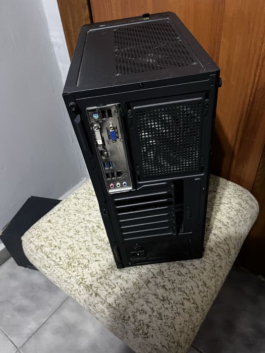 Настолен компютър