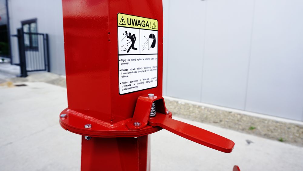 Tocător crengi benzina RTS 630