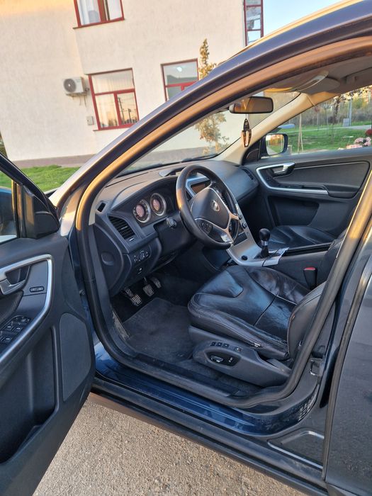 Volvo XC 60, 2011, 2.0 diesel, 163 cp