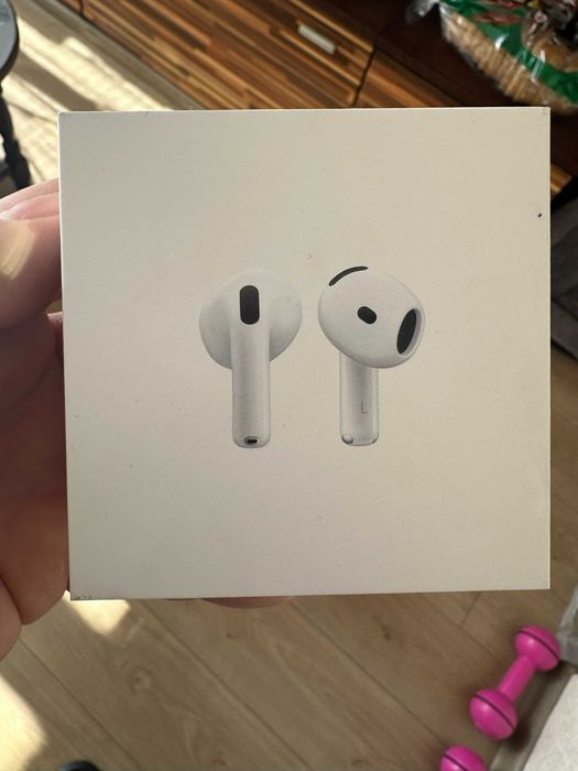 Apple air pods 4