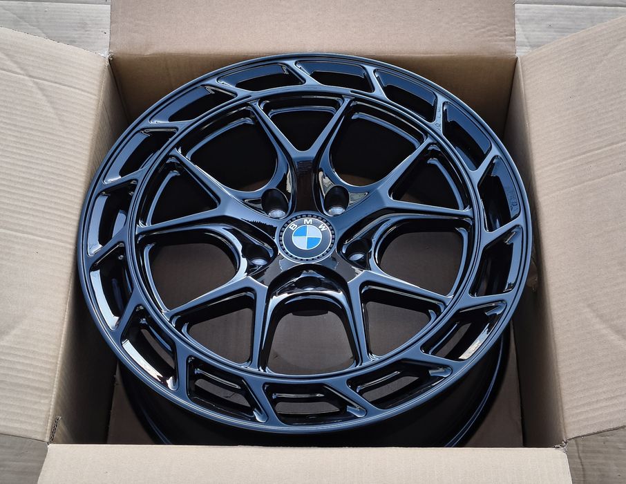 Jante 18 BMW seria 1, 2, 3, 4, 5, 6 7 sau X1 X2 X3 X4 X5 Z8
Jante Noi cu Factura și Garantie
Magazin authauss.ro