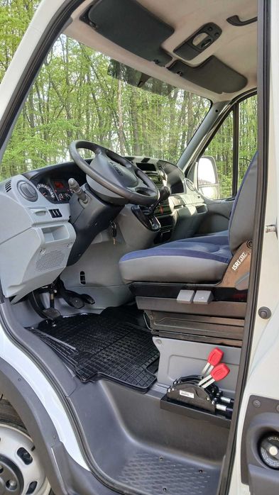 Iveco Daily 50C15, an fabricatie 2008, basculabil pe trei parti