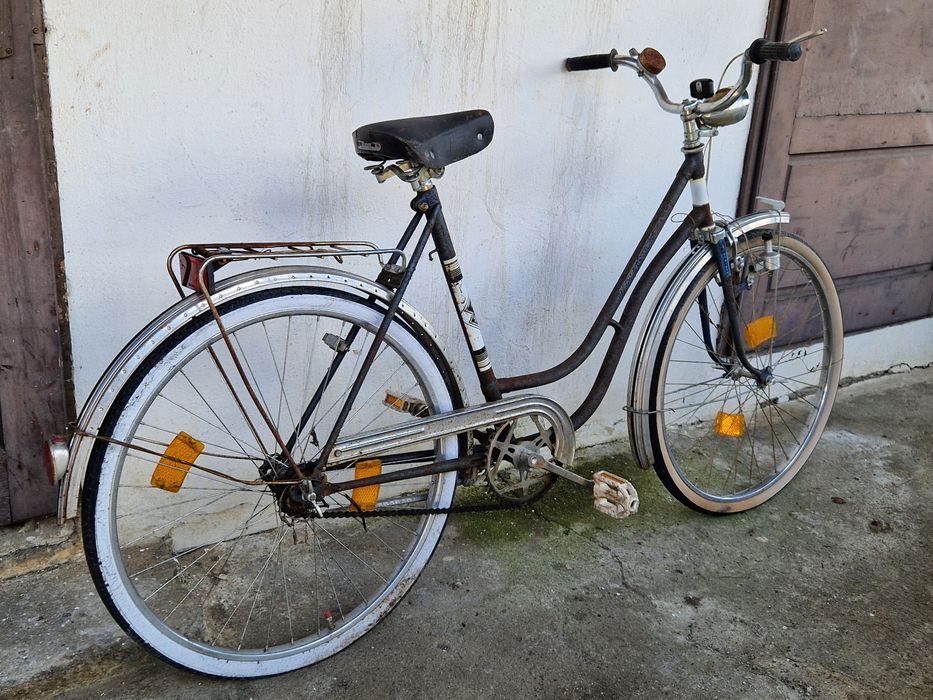 Bicicleta copii ieftin fac curățenie 3 biciclete una de dama