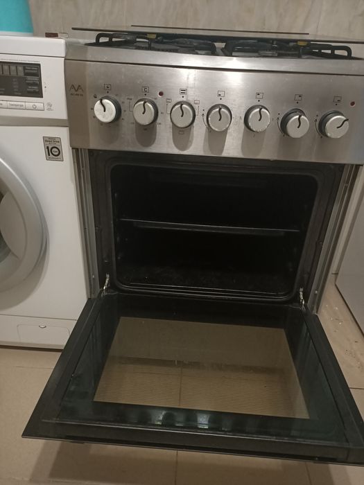 Продам газовую плиту б/у