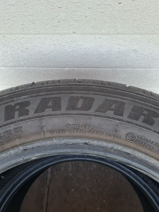 Зимни гуми за Бус 2 броя RADAR Argontine 225 55 R17 C дот 2624