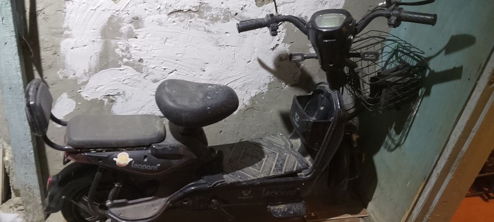 Электро скутер .