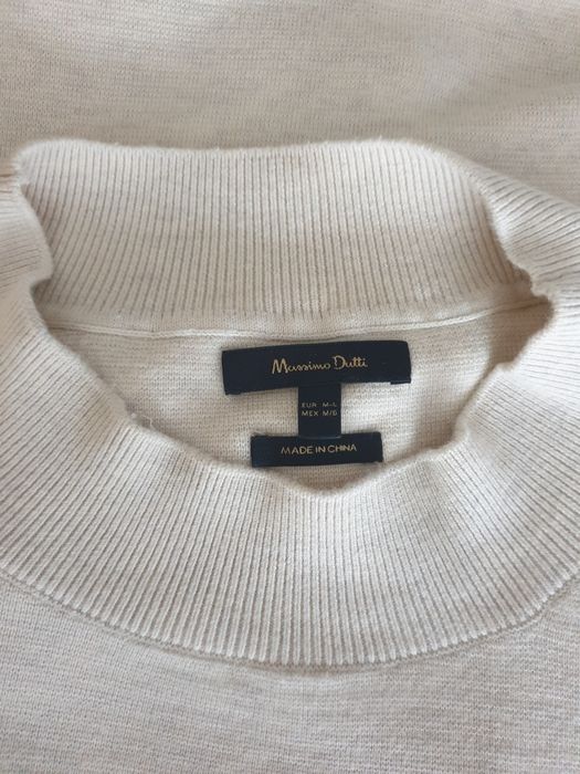 Елегантен светъл пуловер Massimo Dutti