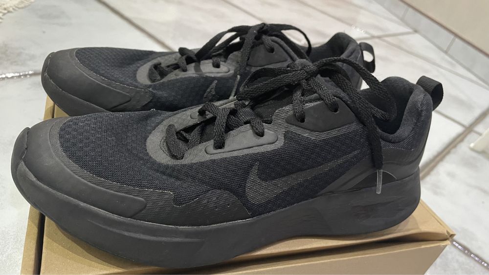 Nike маратонки унисекс