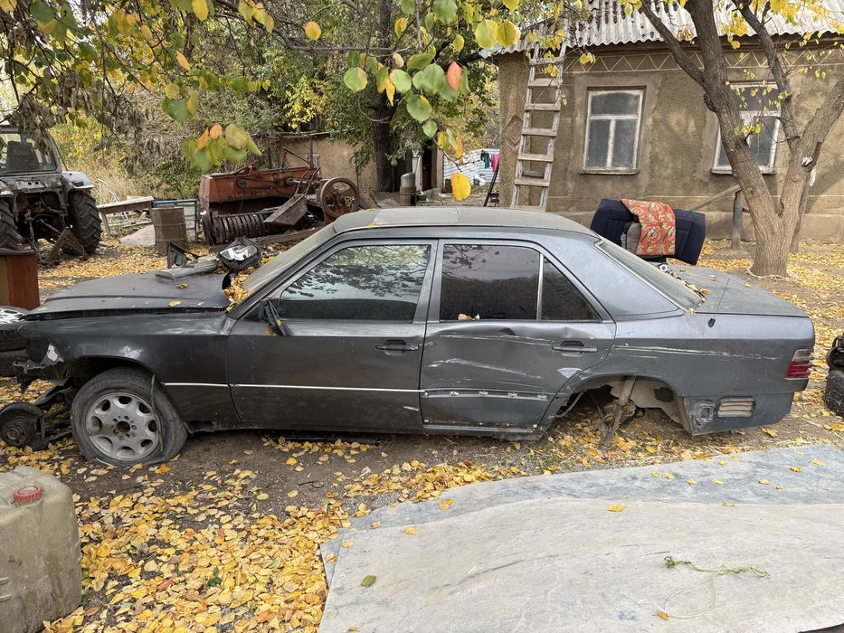 мерседес е230,  не на ходу