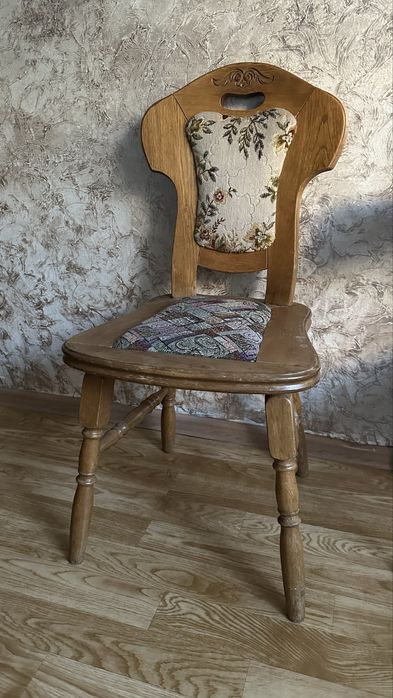 Винтажное кресло стул; стол икея