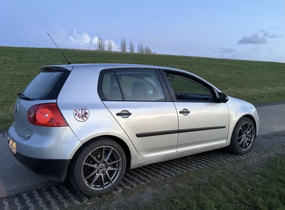 VOLKSWAGEN Golf 2007 — imagine 4