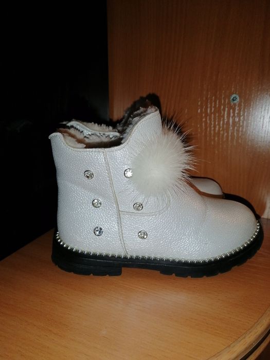 Обувь для девочки демисезонная