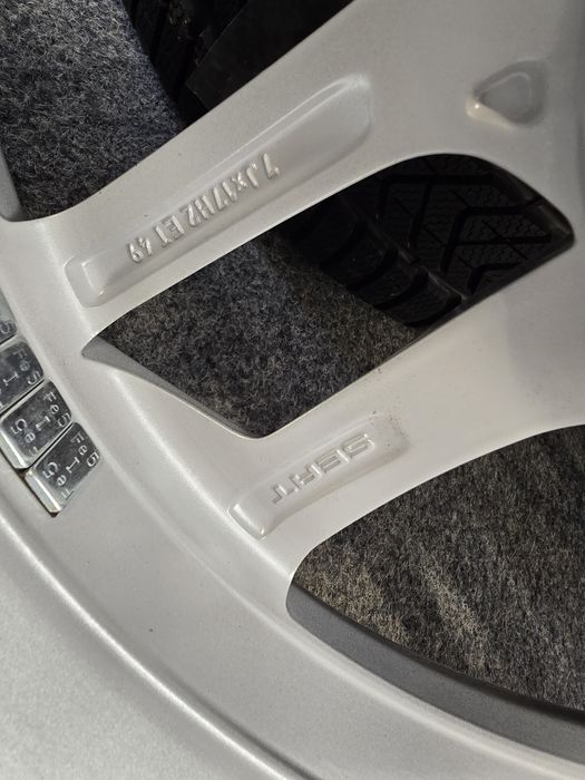 НОВИ оригинални джанти за Фолксваген,Сеат,Шкода 17 5 112гуми 225 45 17