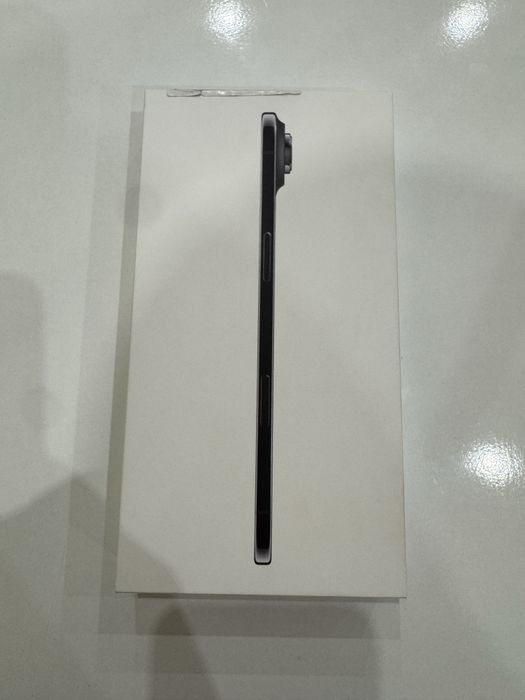 IPHONE AIR SPACE BLACK 512 GB чисто нов неразпечатан гаранция