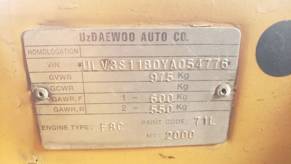 Сотилади Тико 11