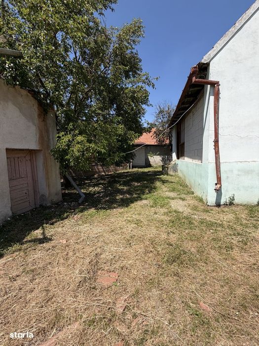 Casa de vanzare