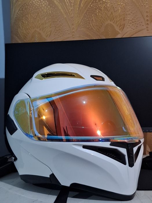 Продам! Мото шлем GIKE белый Dual Visor System (DVS)