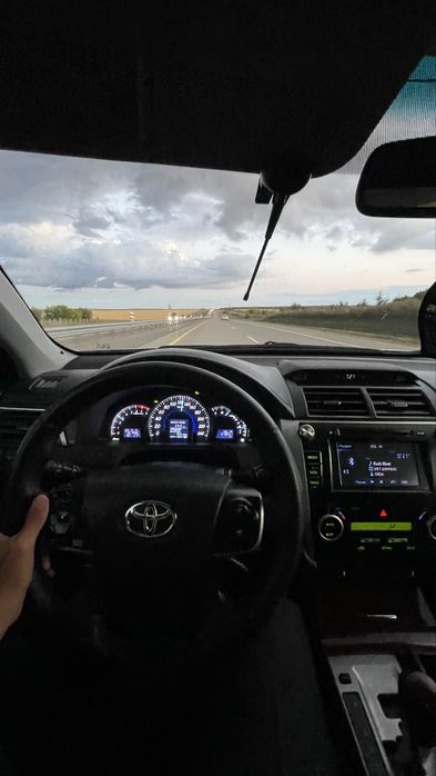 Продам щиток прибор Camry 50 Европеец