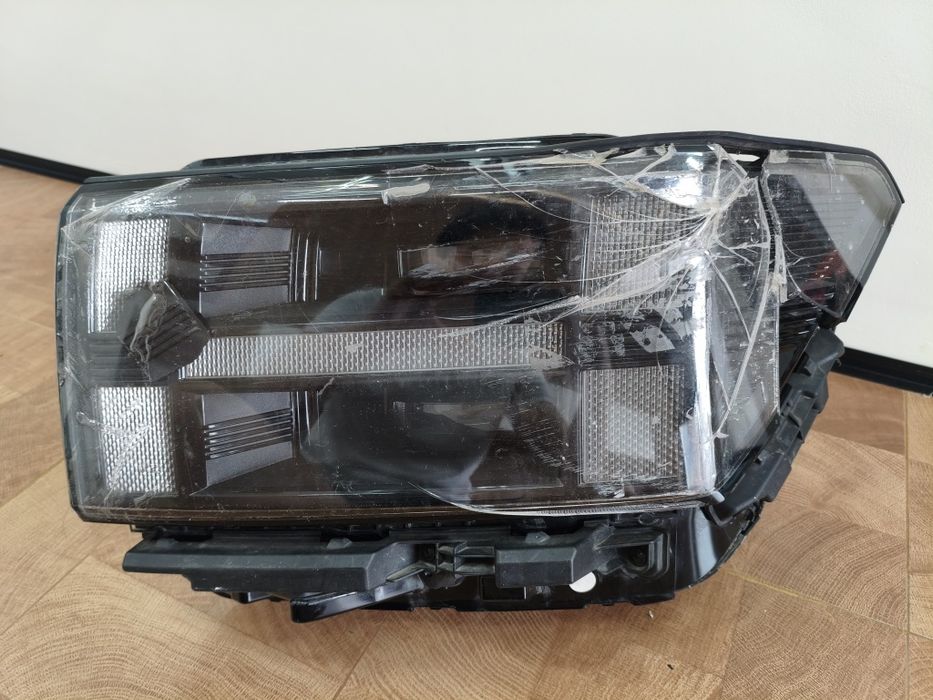 Фара Hyundai Santa Fe