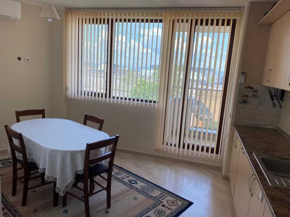 Дава се под наем Тристаен апартамент в София, Симеоново - 85 кв.м за 550 € - Снимка #2