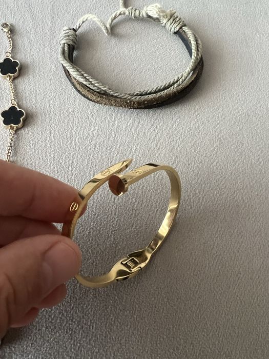 Гриви , естествена кожа