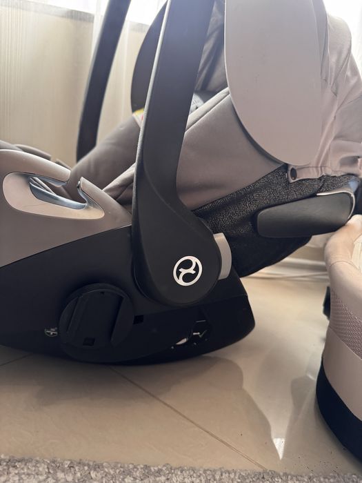 Cybex melio + кош + стол за кола + адаптери + зимен чувал