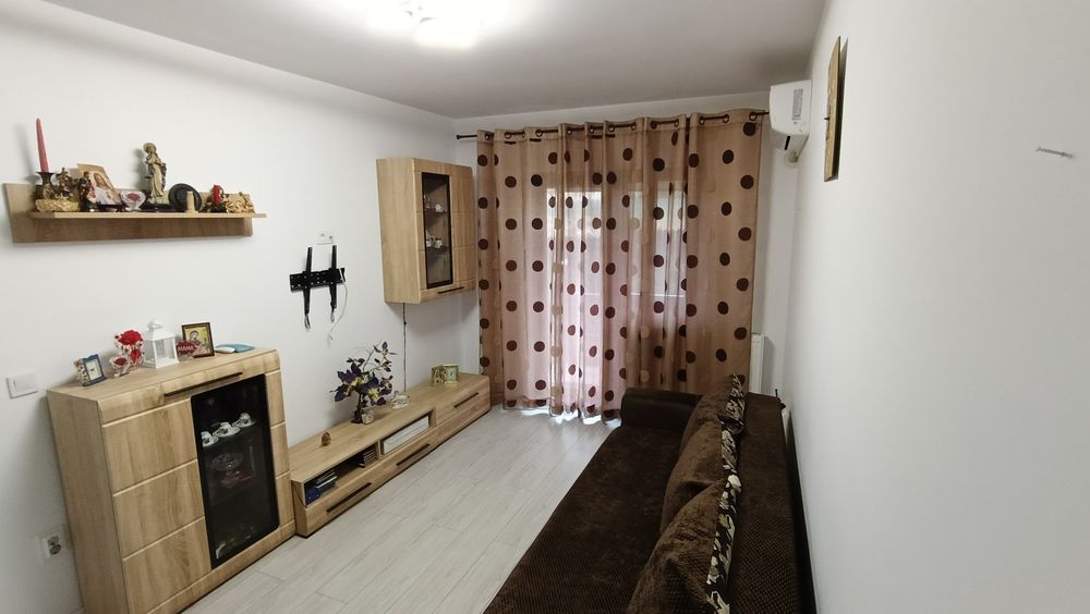 PF. Vând ap.2 CD+Grădină+terasă+loc parcare.