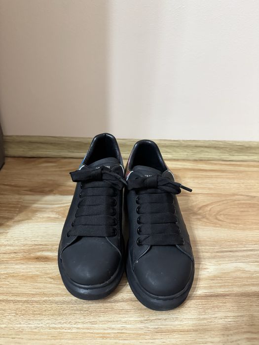 Alexander McQueen marimea 37