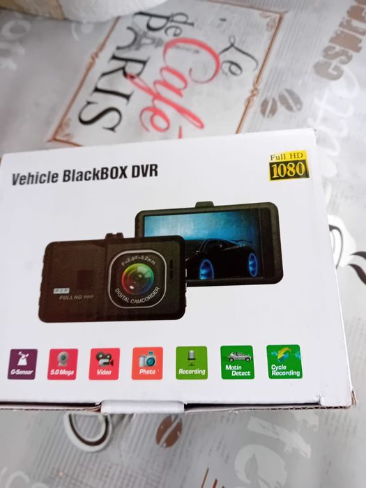 Camera  auto  nouă  ,nefolosită