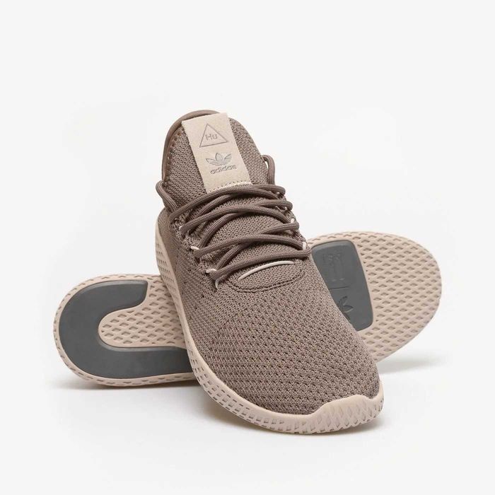 Мъжки маратонки ADIDAS PHARRELL WILLIAMS HU    Оригинални    EU42 2/3
