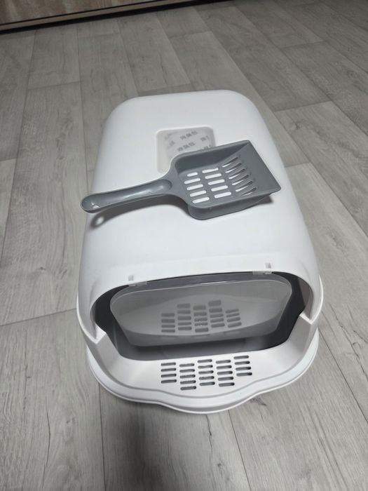 Туалет домик лоток для кошки.