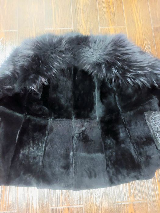 Cojoc piele naturala cu guler din blana naturala