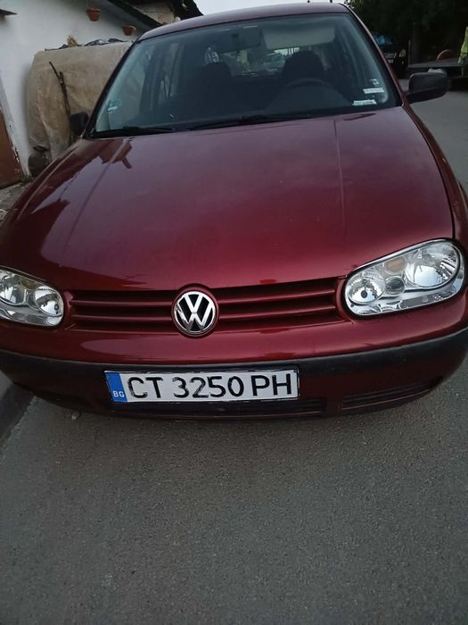 Продавам VW Golf 4