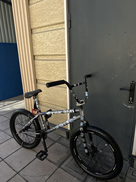 Продаю велосипед Бмх состояние очень хороший!!!