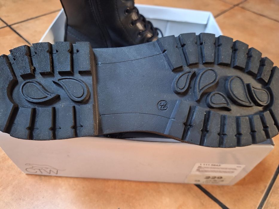 bocanci negrii dama 39