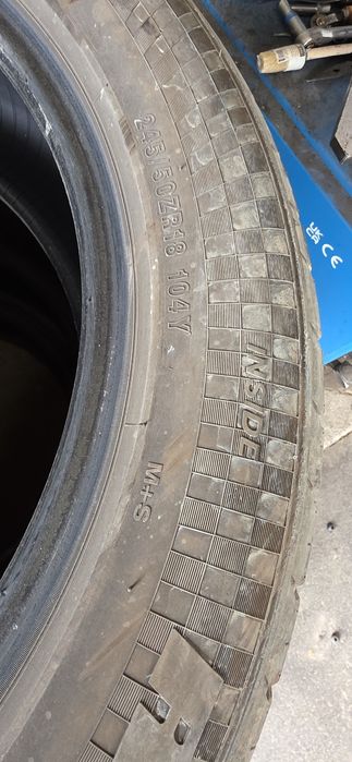 Гуми 4бр 245/50/18 - 1бр  - 109лв