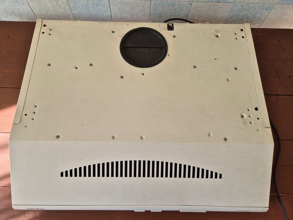 Hota bucatarie Arctic